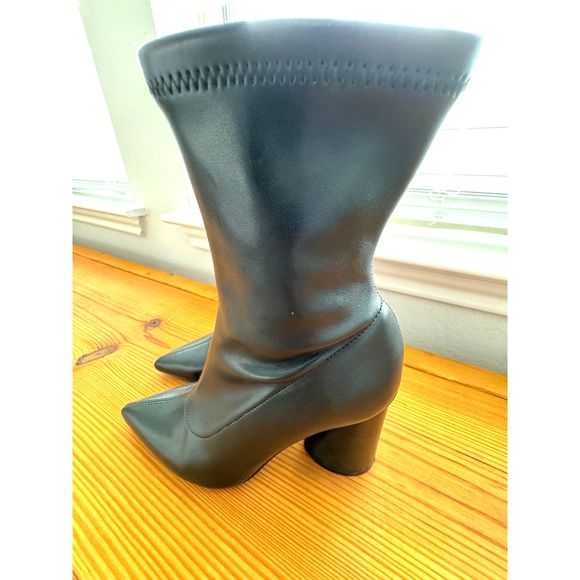 Steve Madden Chunky Heel Booties/BLK/Excellent Cond!/7 - Picture 3 of 9